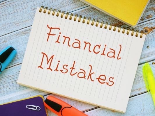 Common Financial Mistakes to Avoid