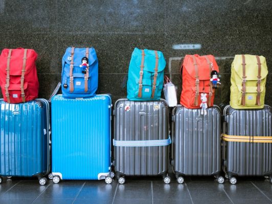 Tips to save for a holiday